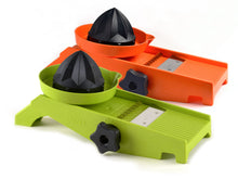 Lade das Bild in den Galerie-Viewer, TNS 2000 Gemüsehobel mit Programmschaltung – hochwertiger Gemüseschneider Made in Germany von ABK Neuheiten.