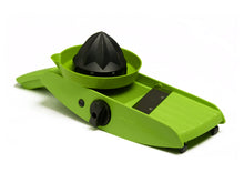 Lade das Bild in den Galerie-Viewer, TNS 3000 Gemüsehobel