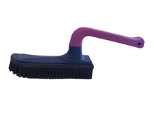 Lade das Bild in den Galerie-Viewer, V7 Tierhaarbürste